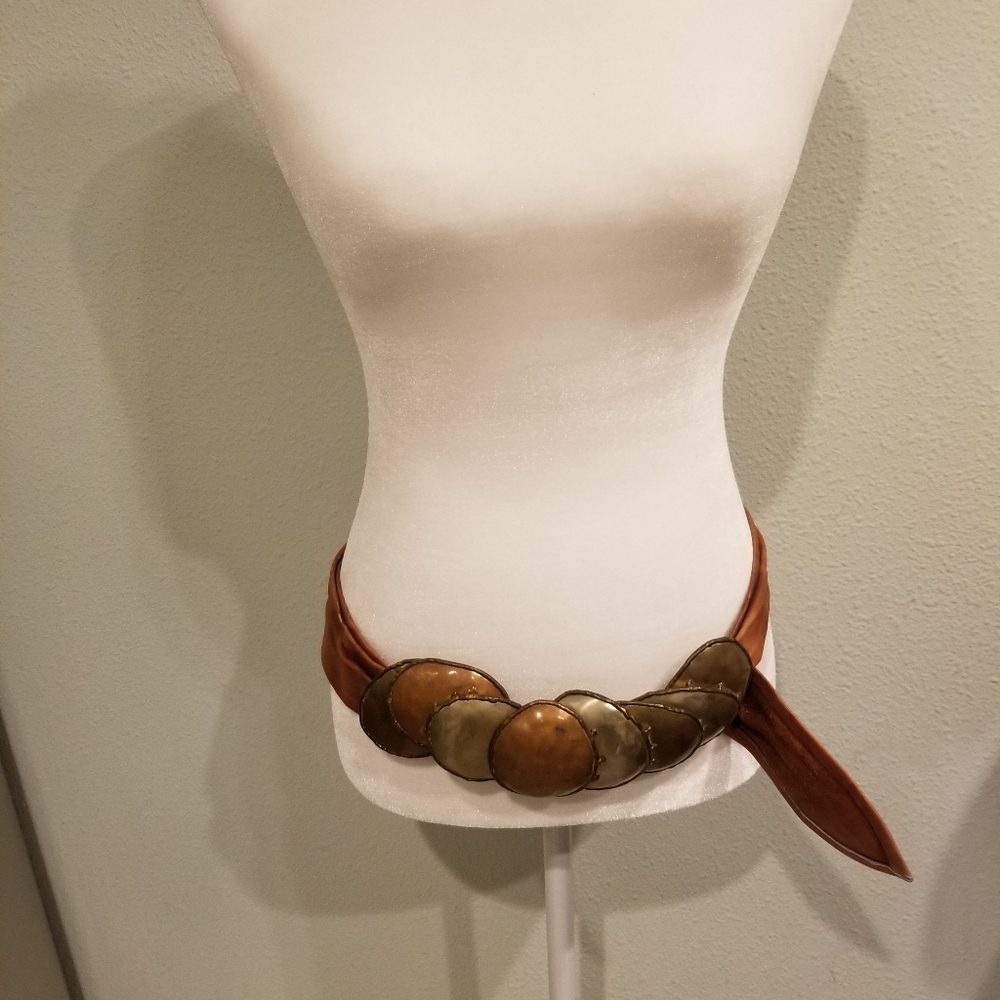FINAL WEEK Multi colored metal & soft leather belt